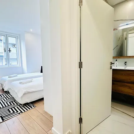 Center 3 Bedroom Flat Next To Avenida Almirante Reis Lisboa