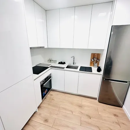 Center 3 Bedroom Flat Next To Avenida Almirante Reis * Lisboa